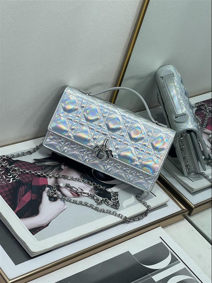 2025228Y650P222149463