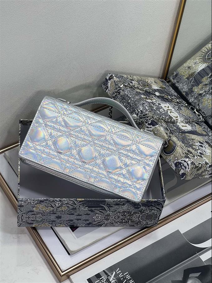 2025228Y650P222149493