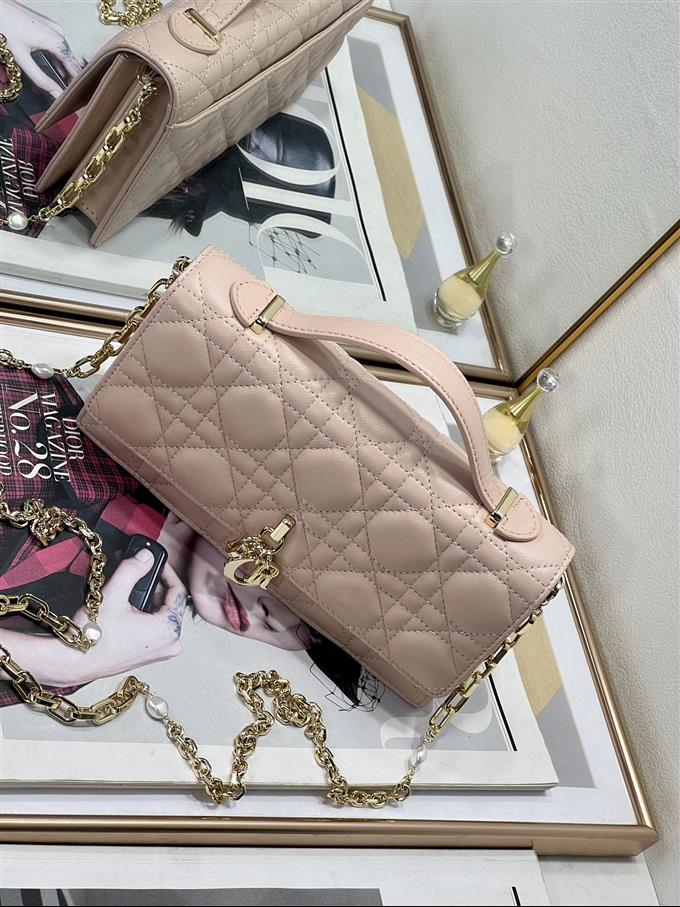 2025228Y650P222149617