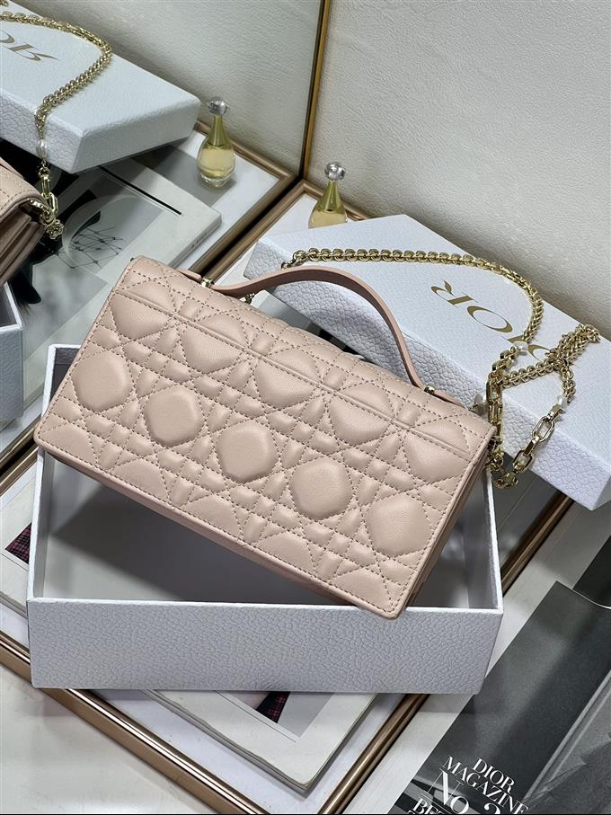 2025228Y650P222149680