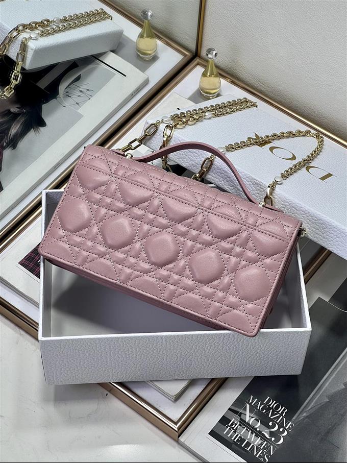 2025228Y650P222149775