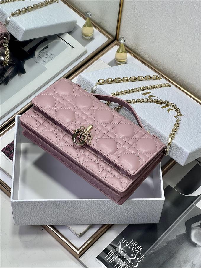 2025228Y650P222149822