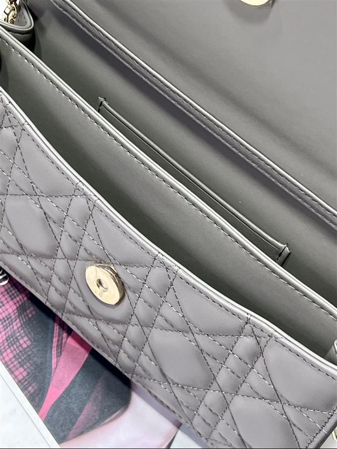 2025228Y650P222150577