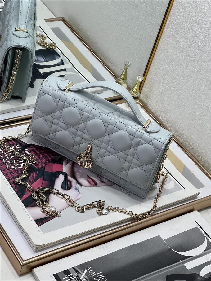 2025228Y650P222150608