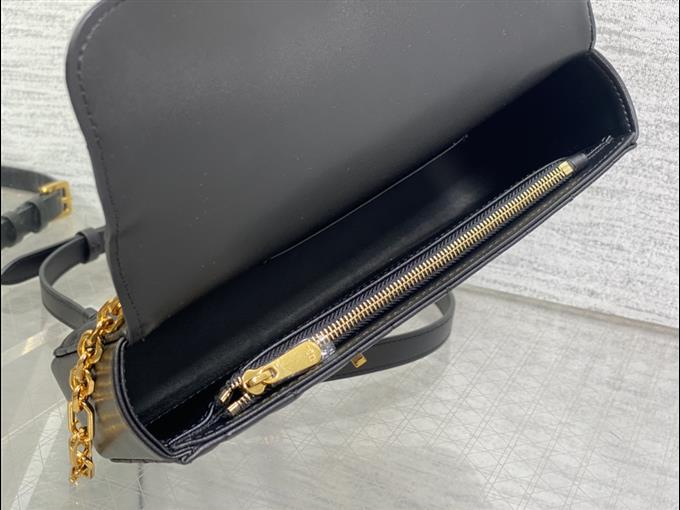 2025228Y700P221926503