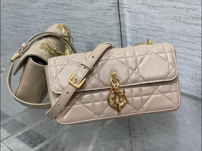 2025228Y700P221926692