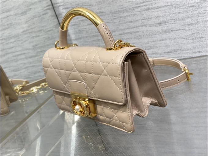 2025228Y700P22192738