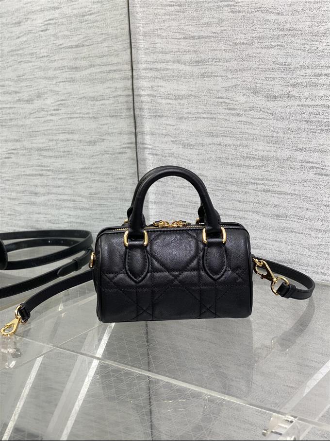 2025228Y620P211427651