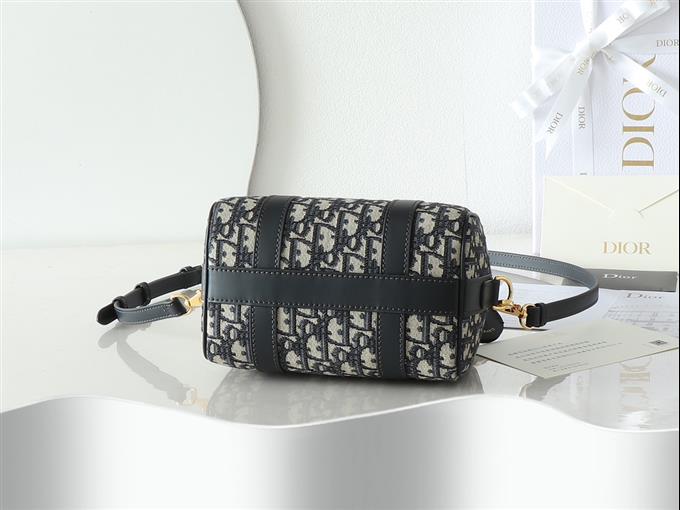 2025228Y650P211431689