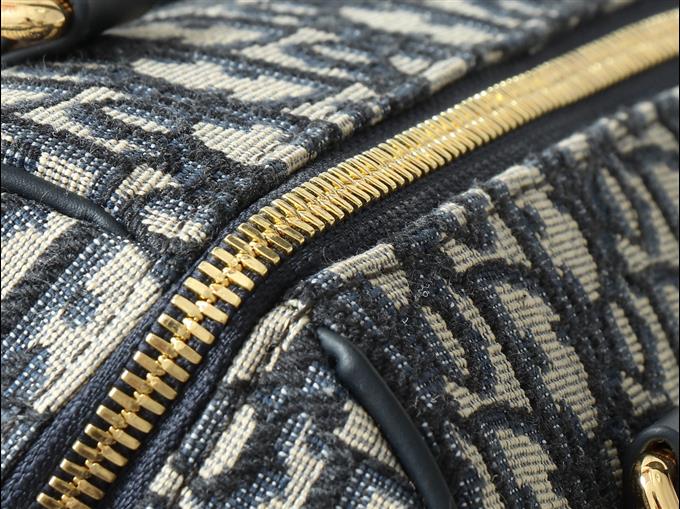 2025228Y650P211431737