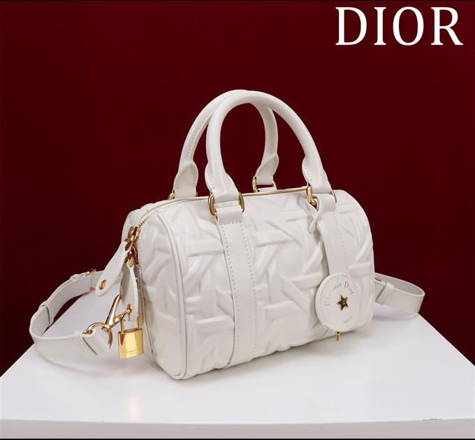 2025228Y650P211431800