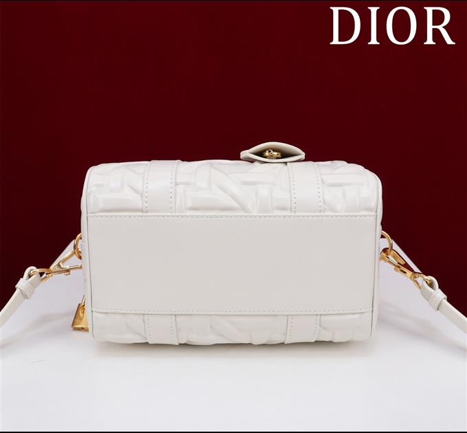 2025228Y650P211431831