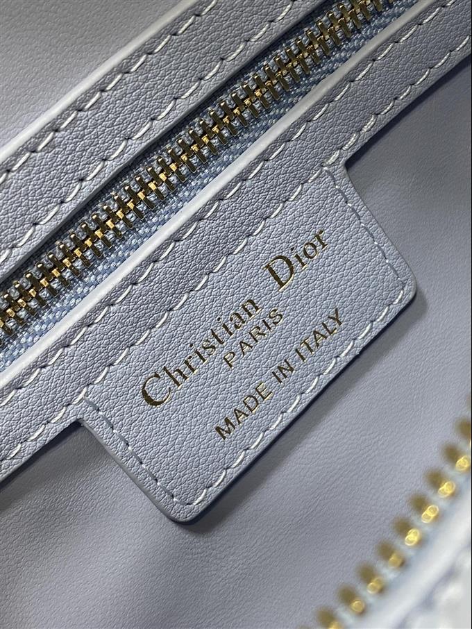 2025228Y680P211428329