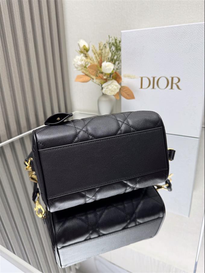 2025228Y680P211432176