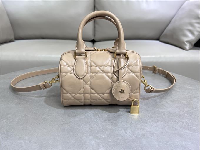 2025228Y680P211432223