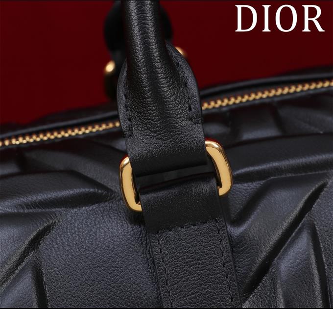 2025228Y700P211432737