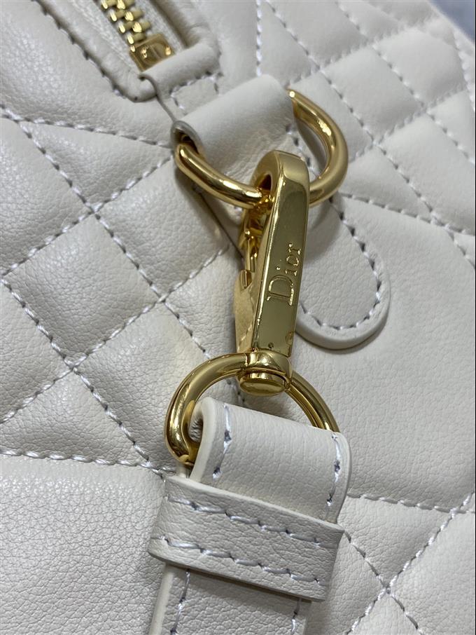 2025228Y720P211429550