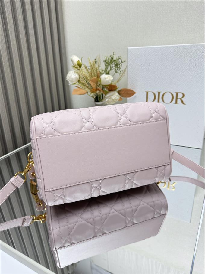 2025228Y720P211430300