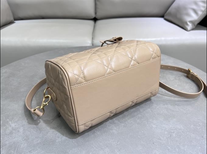 2025228Y720P211433336