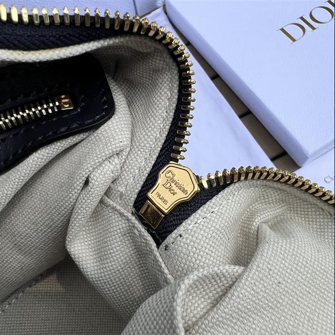 2025228Y750P211430473