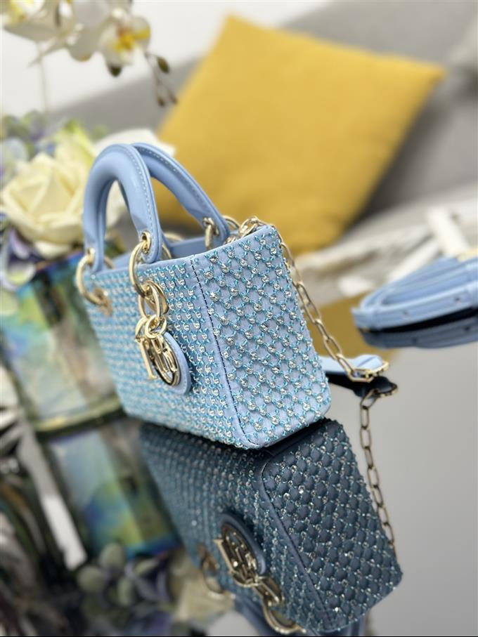 2025228Y1280P204518199