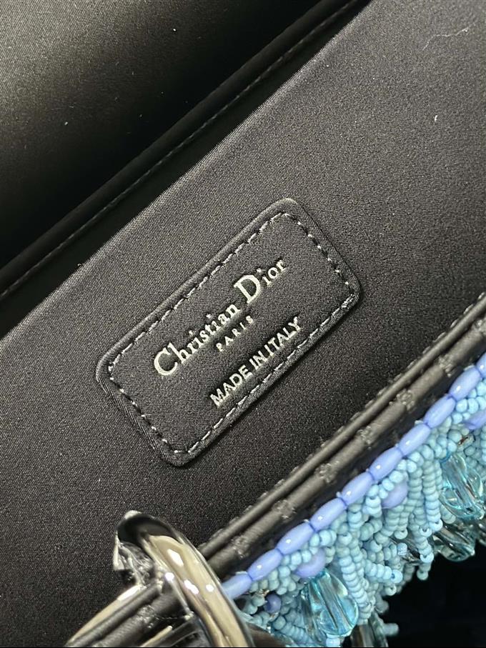 2025228Y1280P2045188