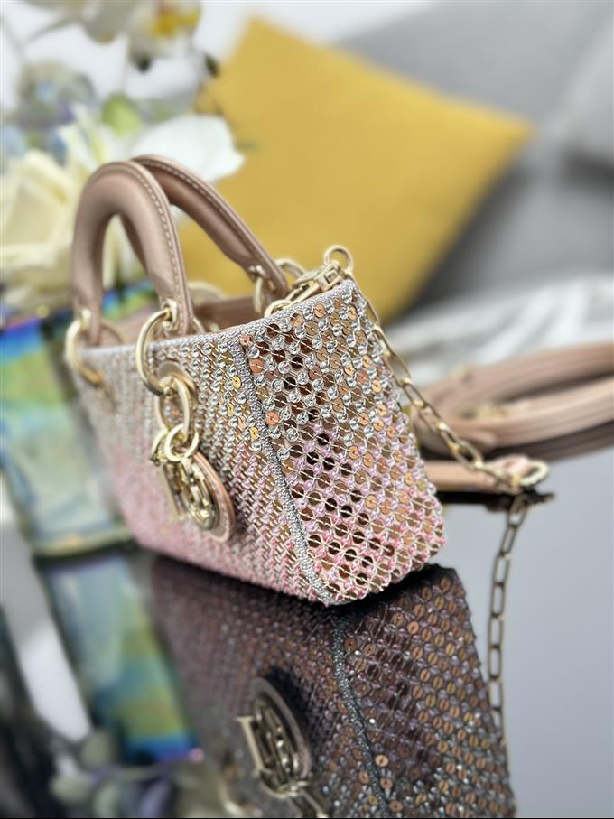 2025228Y1350P204518355