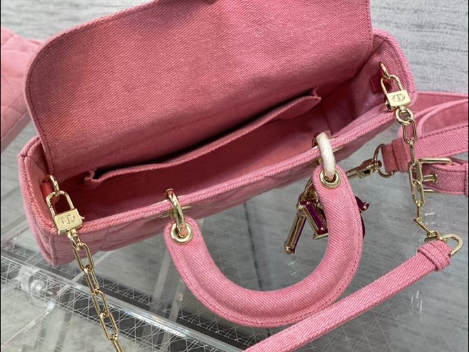 2025228Y550P21578828