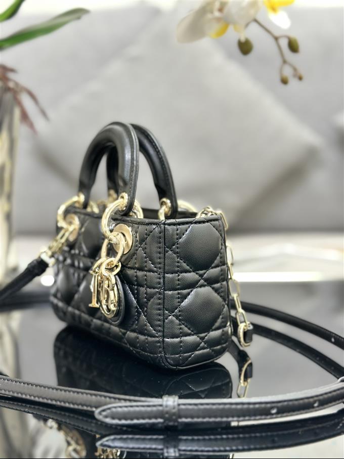 2025228Y600P204510101