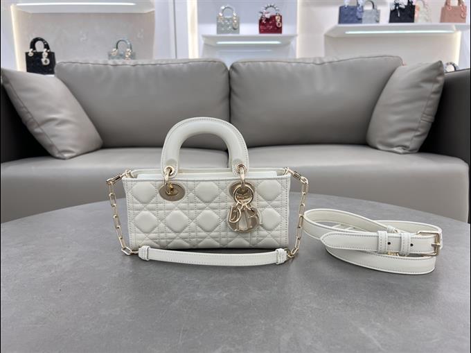 2025228Y600P204510637