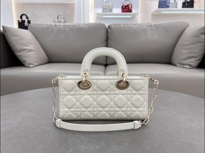 2025228Y600P204510653