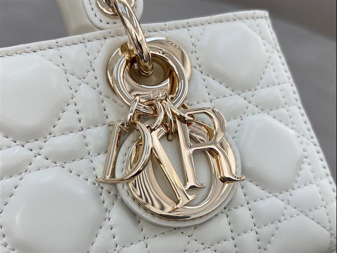 2025228Y600P204510716