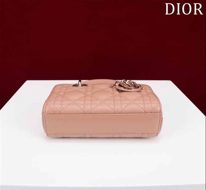 2025228Y650P20435074