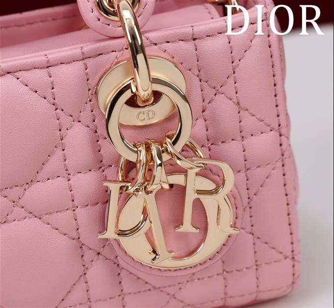 2025228Y650P204351670