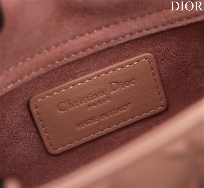 2025228Y650P204352753