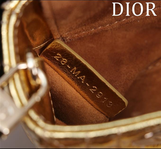 2025228Y650P204353305