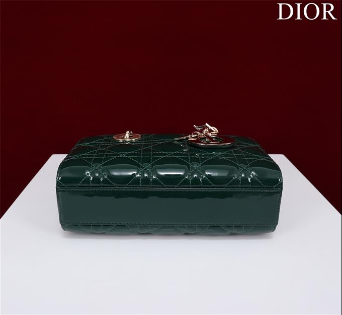 2025228Y650P204353618