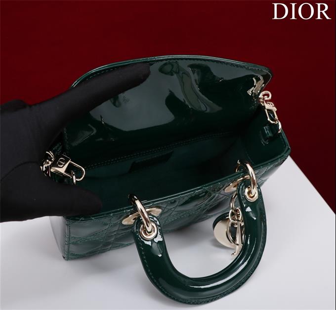 2025228Y650P204353650