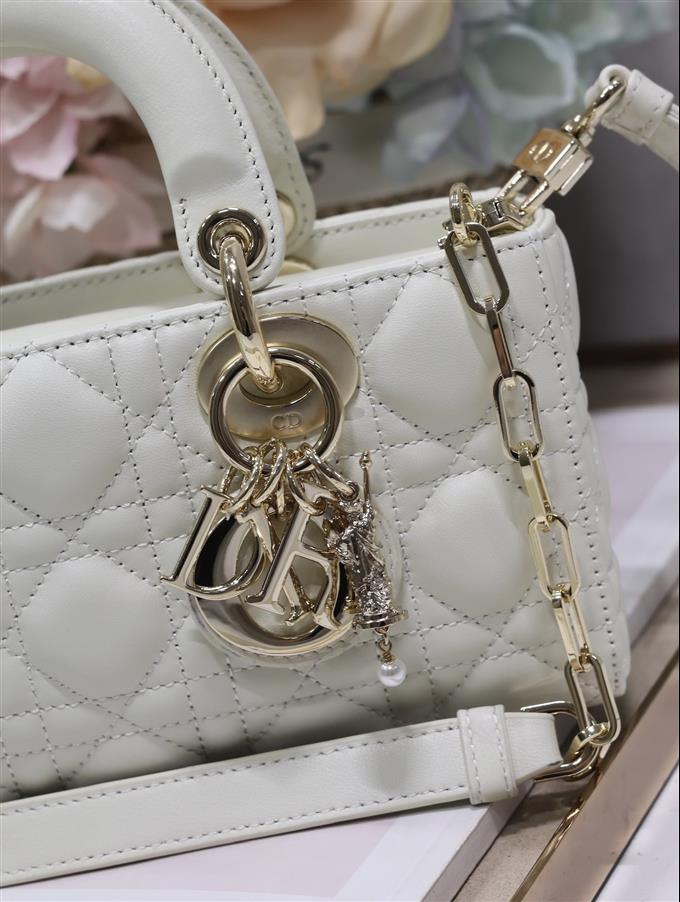 2025228Y650P204353902