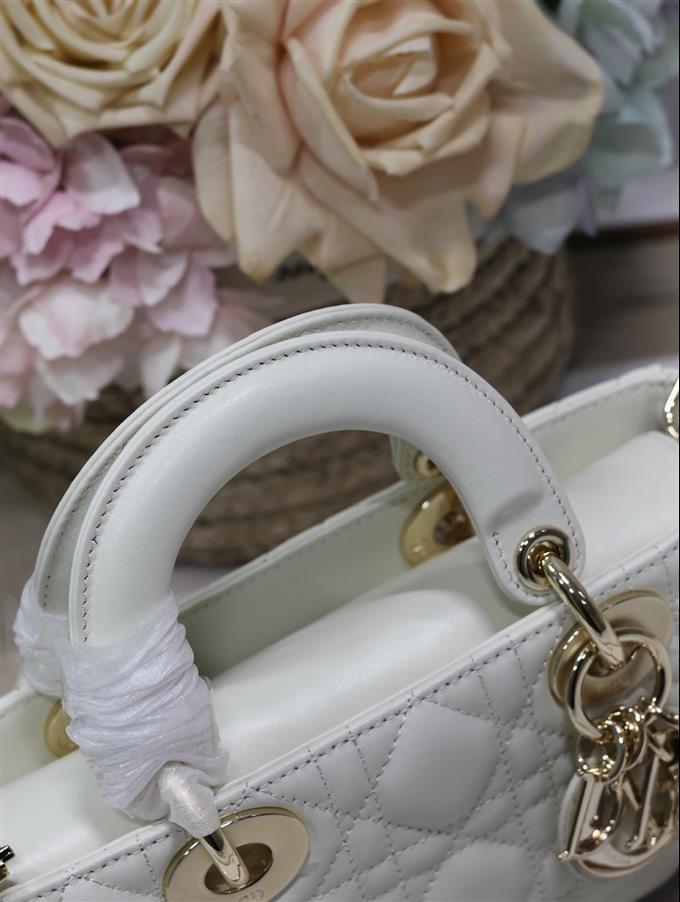 2025228Y650P204353918