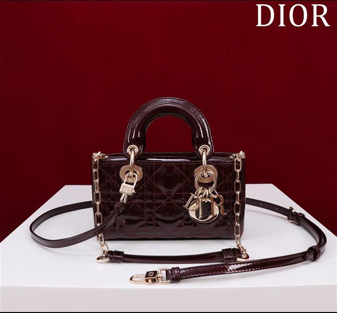 2025228Y650P204354843