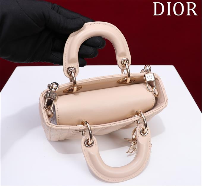 2025228Y650P204355455