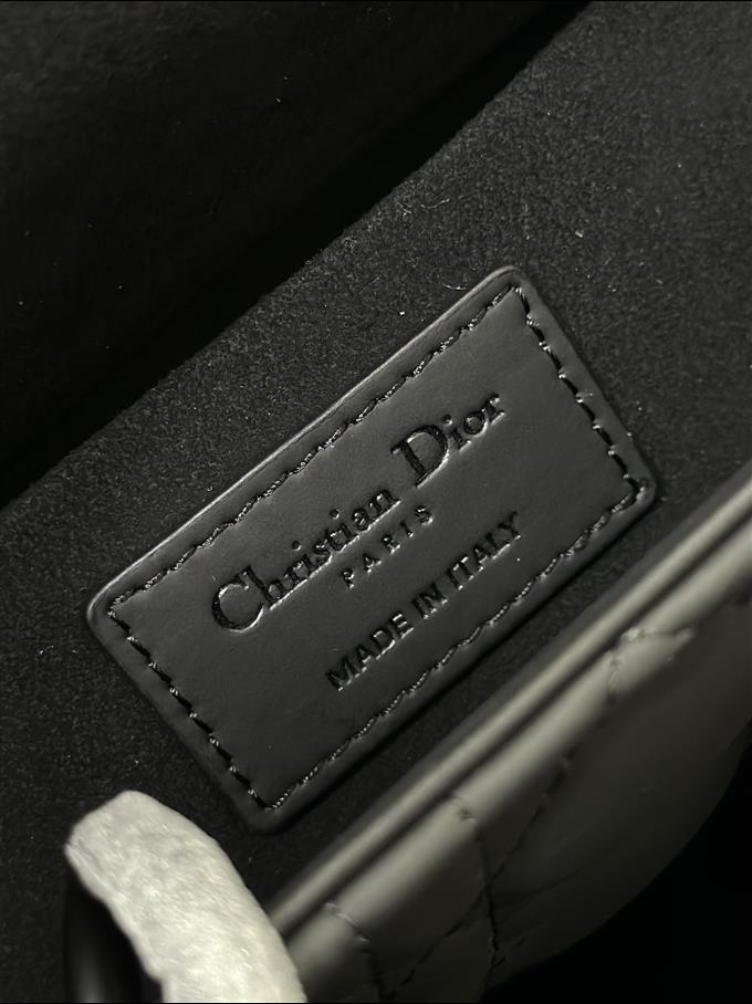 2025228Y650P204511192