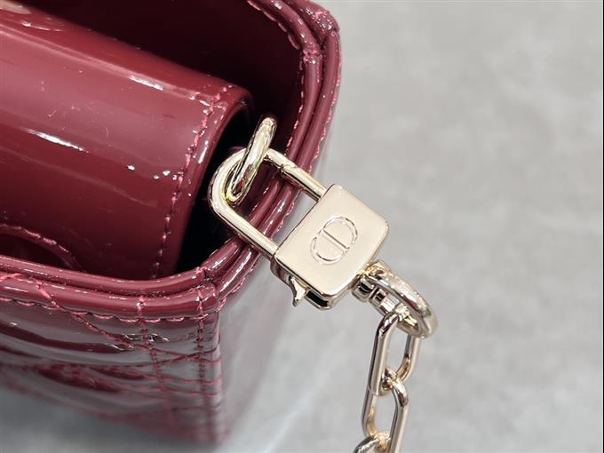 2025228Y650P204511665