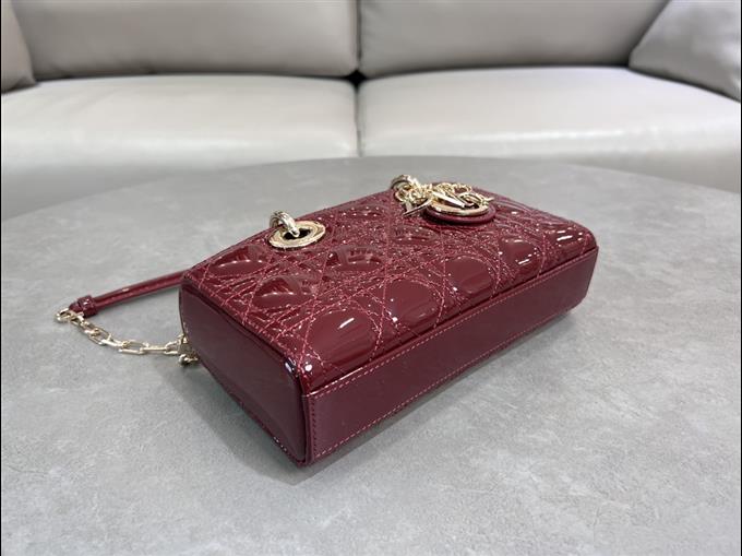 2025228Y650P204511713