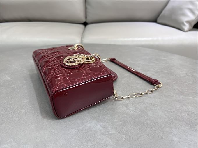 2025228Y650P204511745