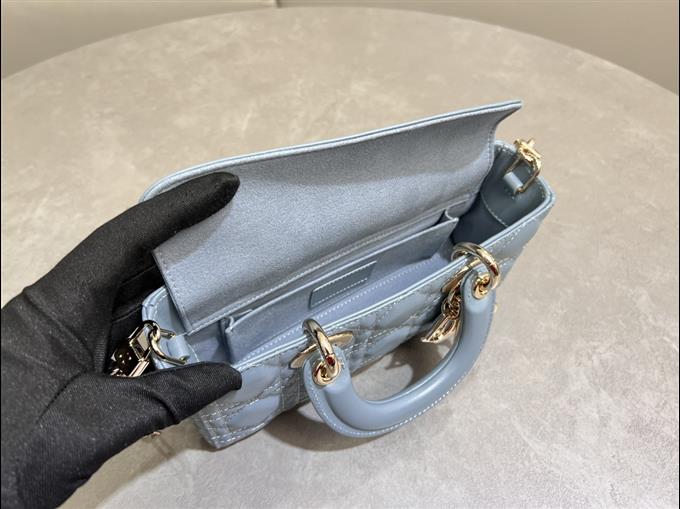 2025228Y650P204511822