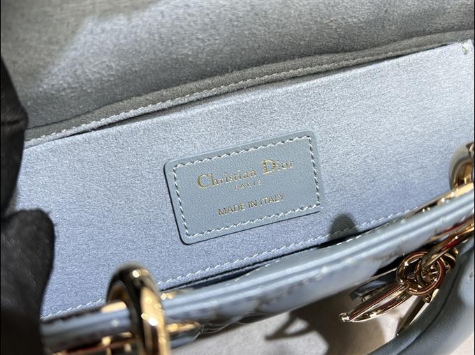 2025228Y650P204511899