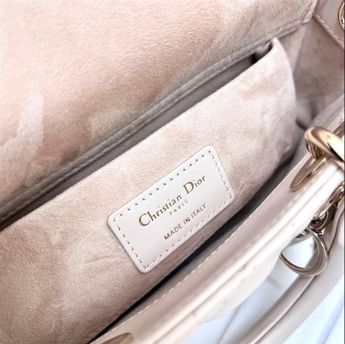 2025228Y650P204519833