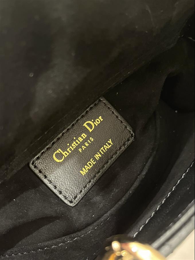 2025228Y650P215710662